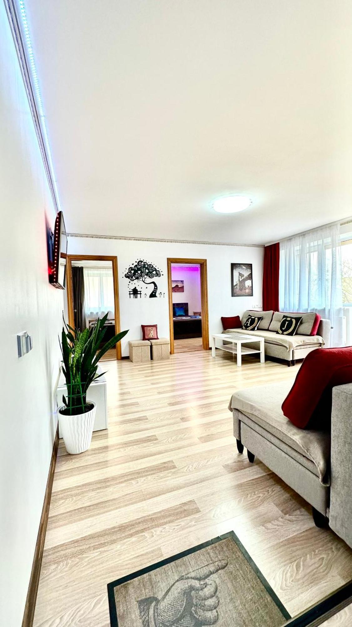 NeriesApartment No.2 Bedrooms Modern Suite In Centrum Palanga Buitenkant foto