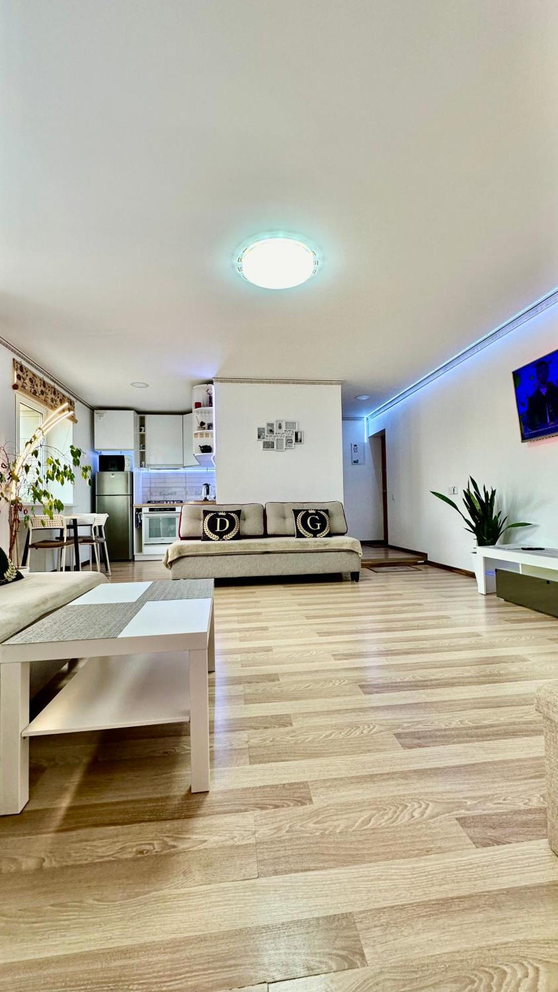 NeriesApartment No.2 Bedrooms Modern Suite In Centrum Palanga Buitenkant foto