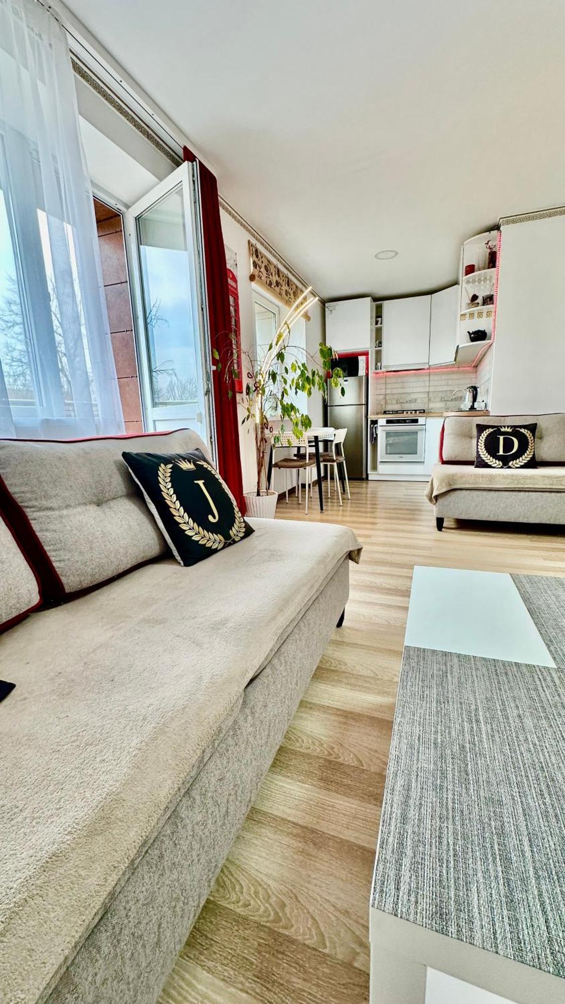 NeriesApartment No.2 Bedrooms Modern Suite In Centrum Palanga Buitenkant foto