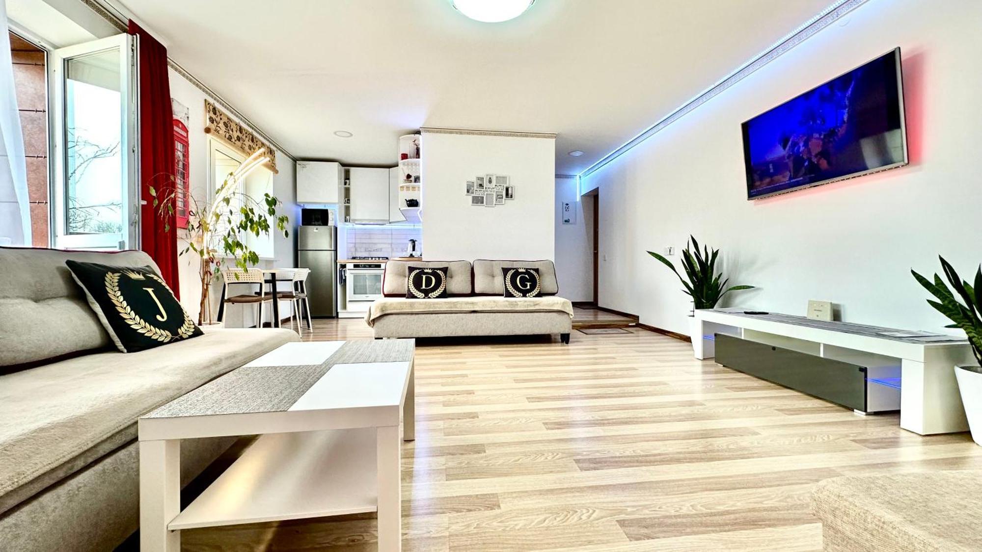 NeriesApartment No.2 Bedrooms Modern Suite In Centrum Palanga Buitenkant foto